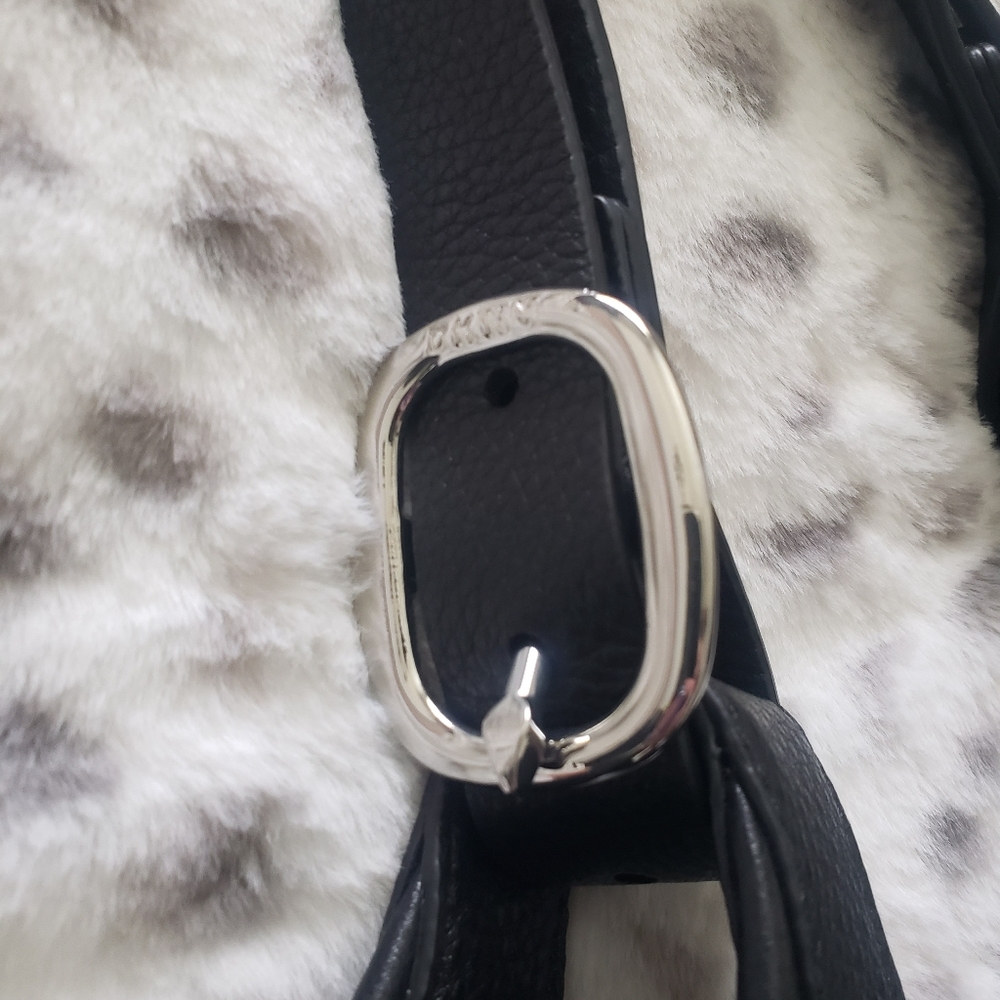 *NEW* DKNY Wes Hobo Bag - Picture 9 of 10